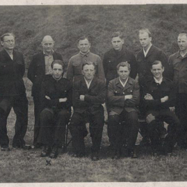 Alfred Weiss and fellow PoWs.jpg
